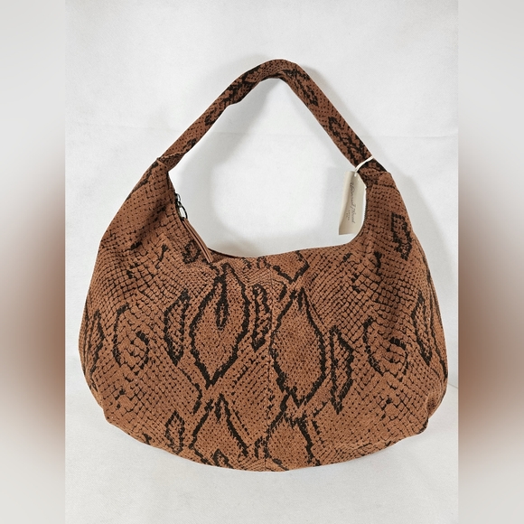 Universal Thread  Cognac Snake Tote NWT - Picture 6 of 7